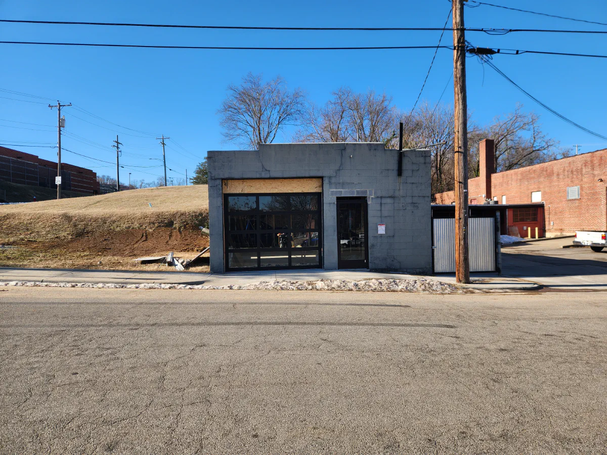 592 Monument St. before renovation